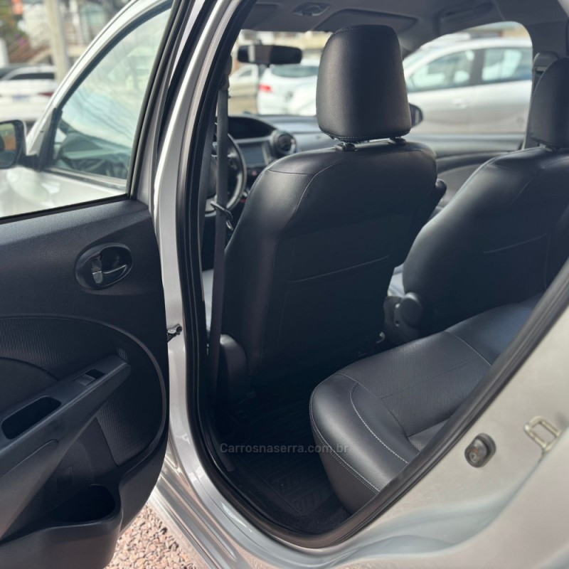 ETIOS 1.5 PLATINUM SEDAN 16V FLEX 4P AUTOMÁTICO - 2019 - LAJEADO