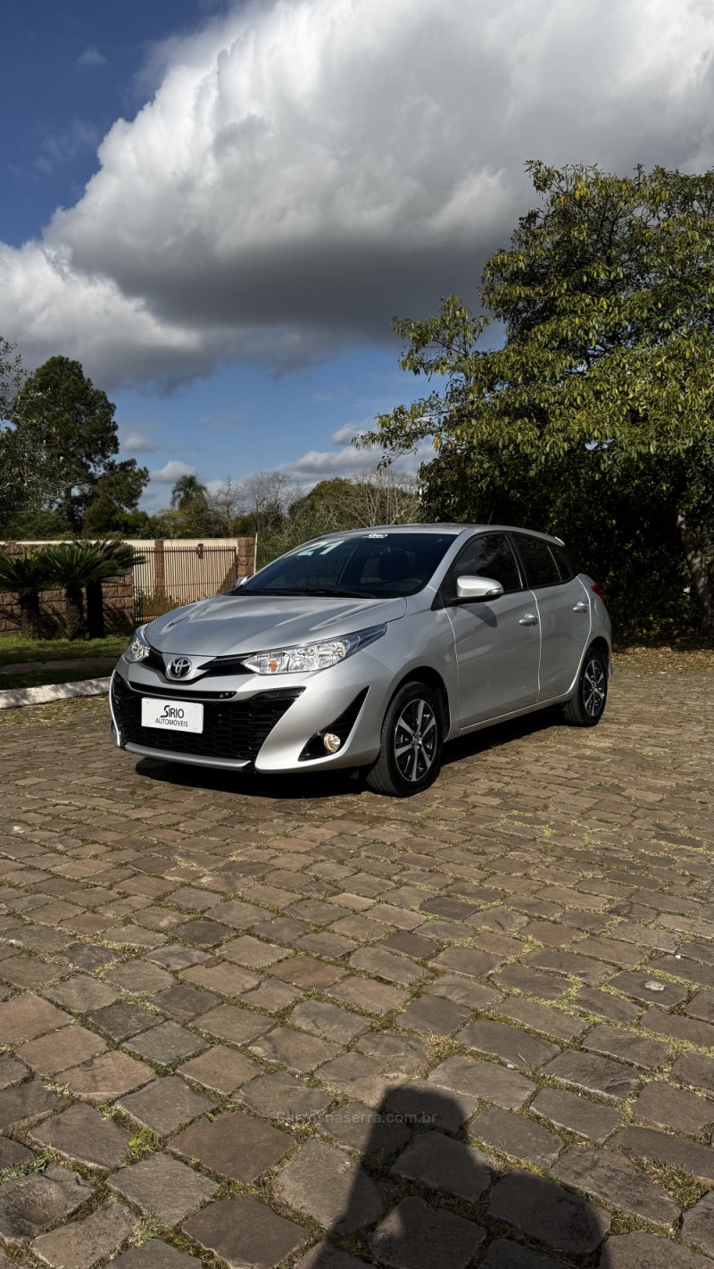 yaris 1.5 xs connect 16v flex 4p automatico 2021 lajeado