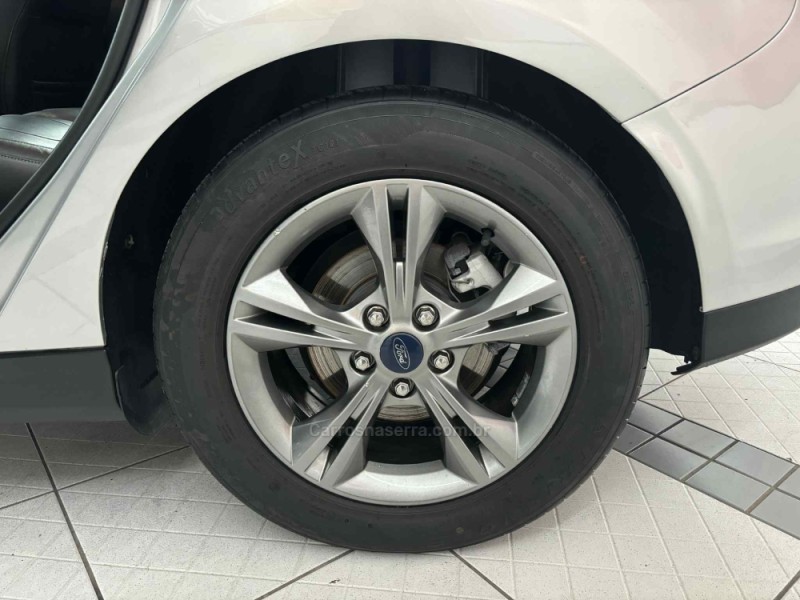 FOCUS 1.6 SE HATCH 16V FLEX 4P AUTOMÁTICO - 2014 - PORTO ALEGRE