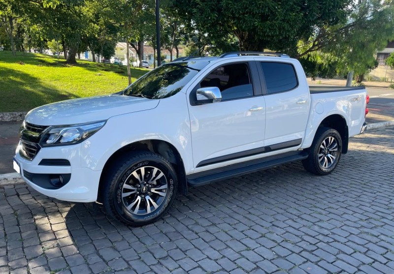 s10 2.8 ltz 4x4 cd turbo diesel 4p automatico 2017 flores da cunha