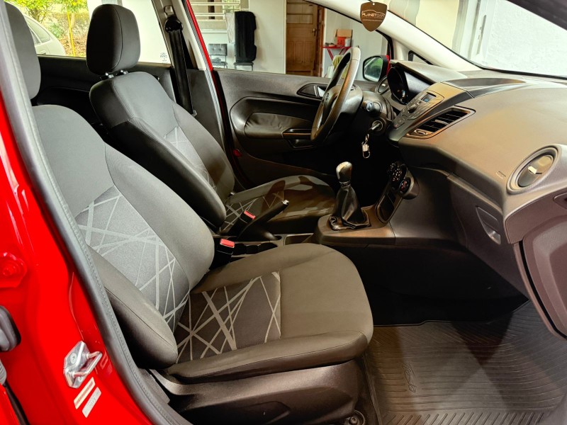 FIESTA 1.5 S HATCH 16V FLEX 4P MANUAL - 2014 - FARROUPILHA