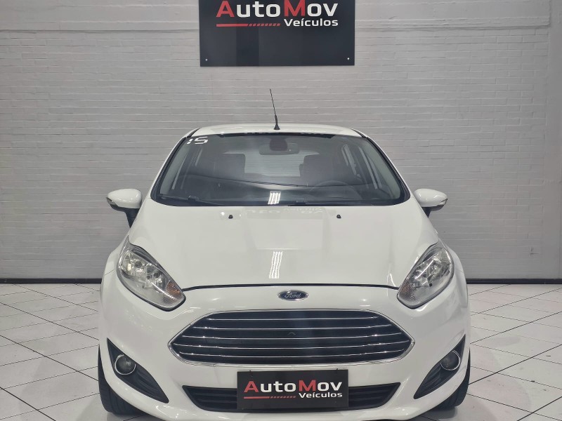 FIESTA 1.6 TITANIUM PLUS HATCH 16V FLEX 4P AUTOMÁTICO - 2015 - CAXIAS DO SUL