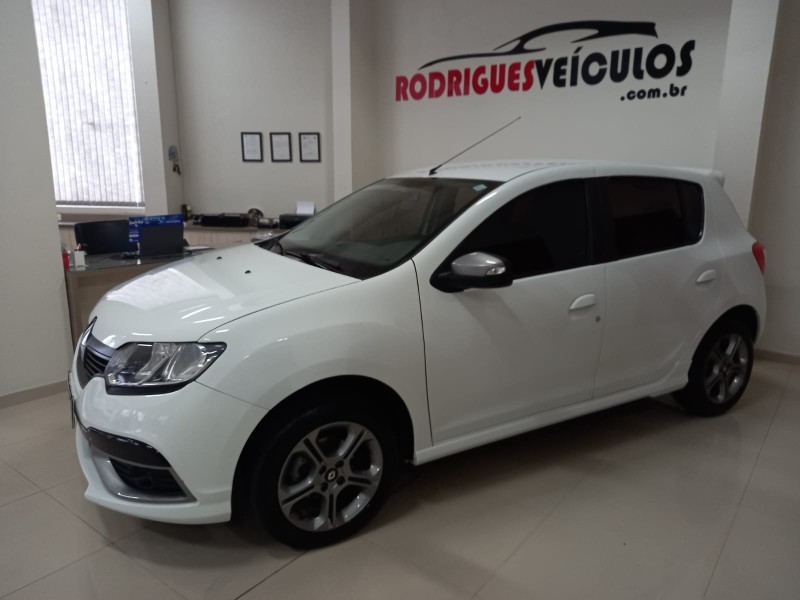 SANDERO 1.6 GT LINE LIMITED FLEX 4P MANUAL - 2018 - CAXIAS DO SUL