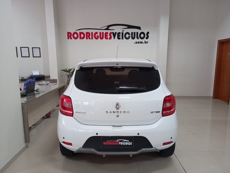 SANDERO 1.6 GT LINE LIMITED FLEX 4P MANUAL - 2018 - CAXIAS DO SUL