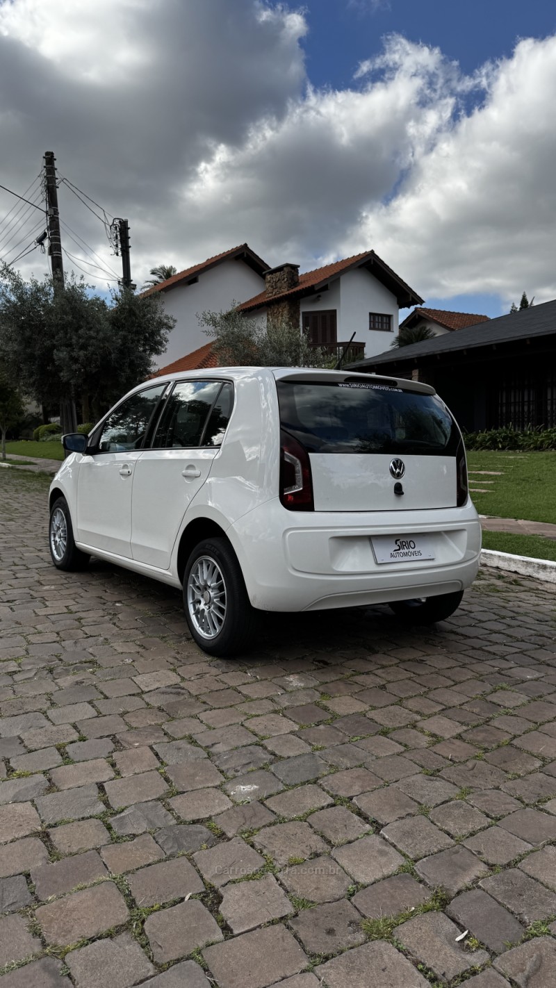 UP 1.0 MPI MOVE UP 12V FLEX 4P MANUAL - 2015 - LAJEADO