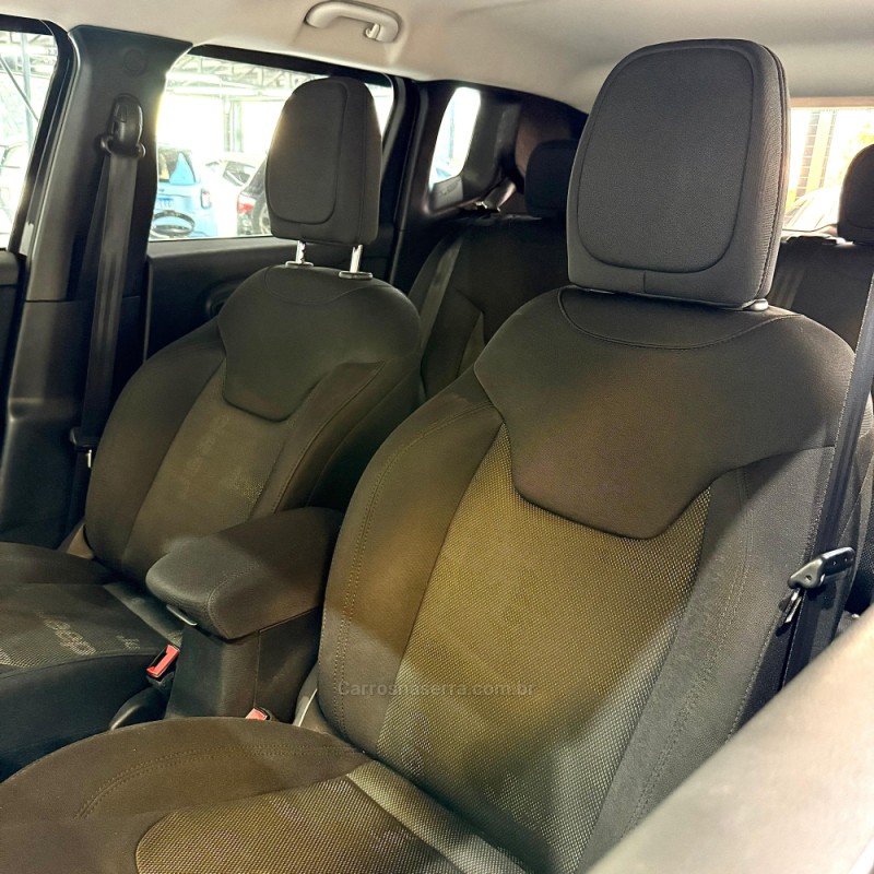 RENEGADE 1.8 16V FLEX SPORT 4P AUTOMÁTICO - 2017 - NOVO HAMBURGO