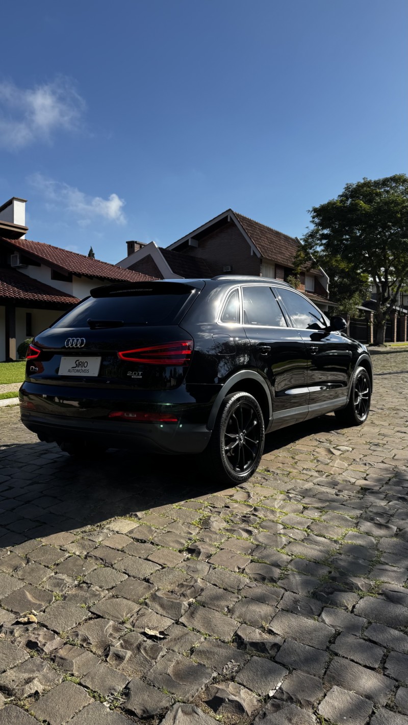 Q3 2.0 TFSI AMBIENTE QUATTRO 4P GASOLINA S TRONIC - 2015 - LAJEADO
