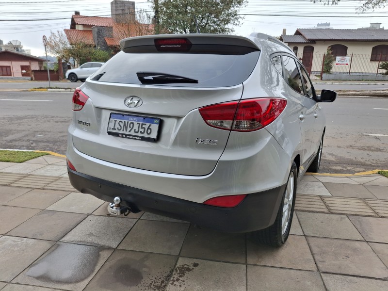 IX35 2.0 MPI 4X2 16V GASOLINA 4P AUTOMÁTICO - 2012 - FARROUPILHA