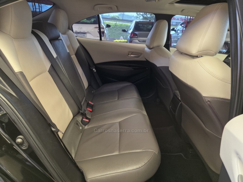 COROLLA 1.8 ALTIS PREMIUM 16V HÍBRIDO 4P AUTOMÁTICO - 2023 - SAPIRANGA
