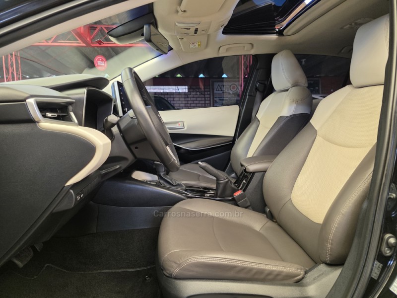 COROLLA 1.8 ALTIS PREMIUM 16V HÍBRIDO 4P AUTOMÁTICO - 2023 - SAPIRANGA