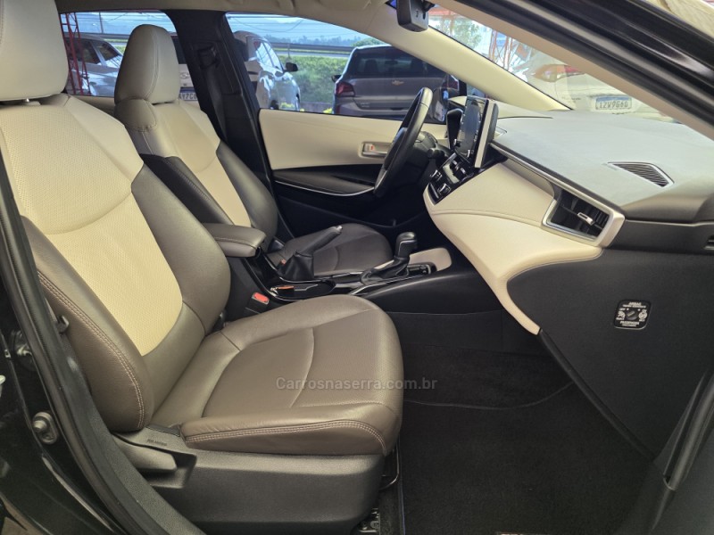 COROLLA 1.8 ALTIS PREMIUM 16V HÍBRIDO 4P AUTOMÁTICO - 2023 - SAPIRANGA
