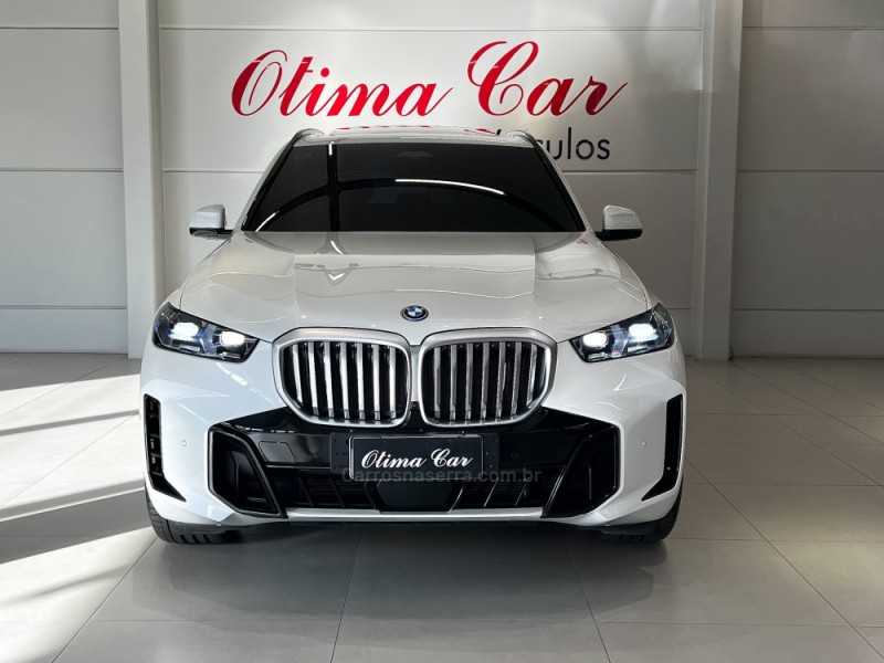 X5 3.0 XDRIVE50E TURBO M SPORT HÍBRIDO 4P AUTOMÁTICO - 2024 - FLORES DA CUNHA