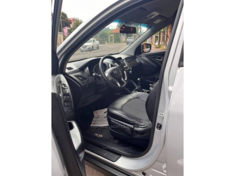 IX35 2.0 MPI 4X2 16V FLEX 4P MANUAL - 2012 - CARLOS BARBOSA