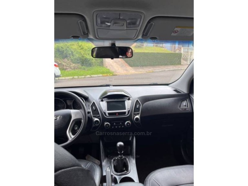 IX35 2.0 MPI 4X2 16V FLEX 4P MANUAL - 2012 - CARLOS BARBOSA