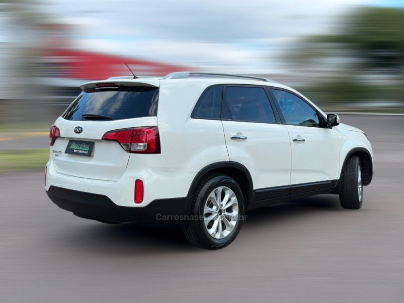 SORENTO 2.4 EX2 4X2 16V GASOLINA 4P AUTOMÁTICO - 2014 - NOVO HAMBURGO