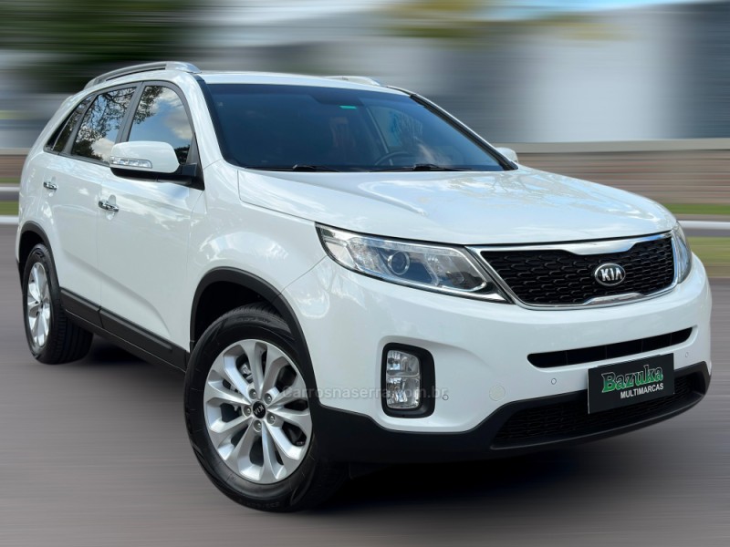 SORENTO 2.4 EX2 4X2 16V GASOLINA 4P AUTOMÁTICO - 2014 - NOVO HAMBURGO