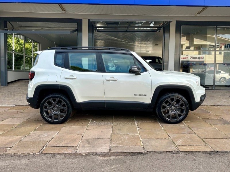 RENEGADE 1.3 S T270 16V TURBO FLEX 4X4 4P AUTOMÁTICO - 2023 - GUAPORé