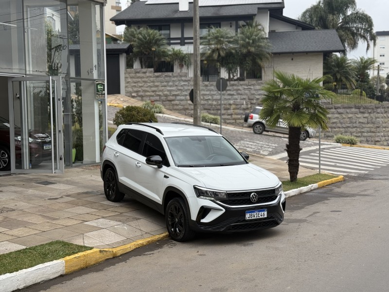 TAOS 1.4 16V COMFORTLINE TSI FLEX 4P AUTOMÁTICO - 2022 - FARROUPILHA