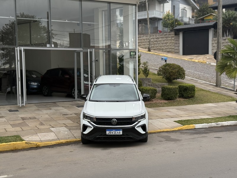 TAOS 1.4 16V COMFORTLINE TSI FLEX 4P AUTOMÁTICO - 2022 - FARROUPILHA
