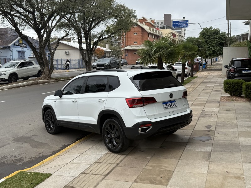 TAOS 1.4 16V COMFORTLINE TSI FLEX 4P AUTOMÁTICO - 2022 - FARROUPILHA