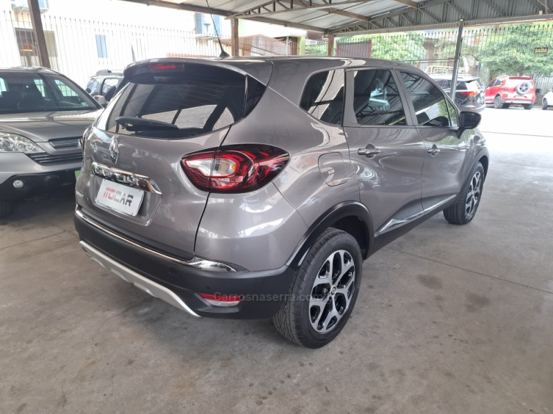 CAPTUR 2.0 16V FLEX INTENSE AUTOMÁTICO - 2021 - GARIBALDI