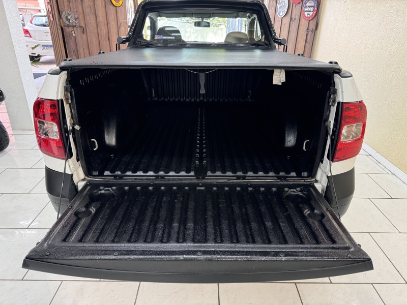 SAVEIRO 1.6 MI STARTLINE CS 8V FLEX 2P MANUAL - 2015 - CAXIAS DO SUL