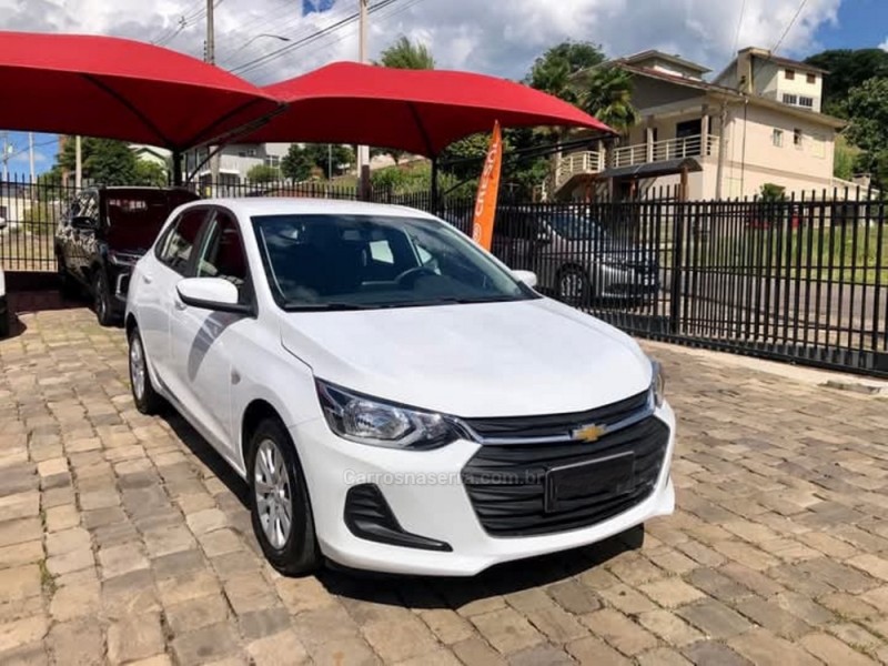 ONIX 1.0 LT 12V FLEX 4P MANUAL - 2022 - GUAPORé
