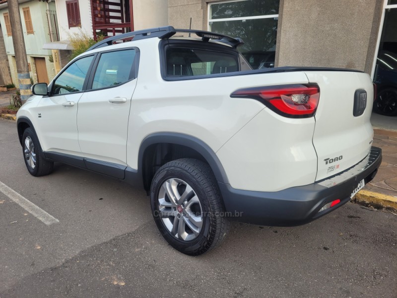 TORO 2.0 16V TURBO DIESEL FREEDOM 4WD AT9 AUTOMÁTICO - 2021 - FLORES DA CUNHA