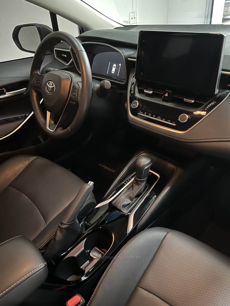 COROLLA 2.0 XEI 16V FLEX 4P AUTOMÁTICO - 2024 - BENTO GONçALVES
