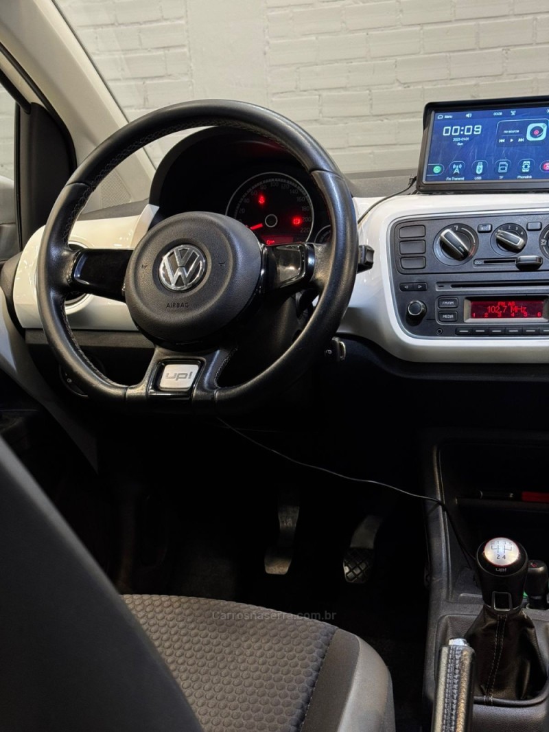 UP 1.0 TSI CROSS 12V FLEX 4P MANUAL - 2016 - CAXIAS DO SUL