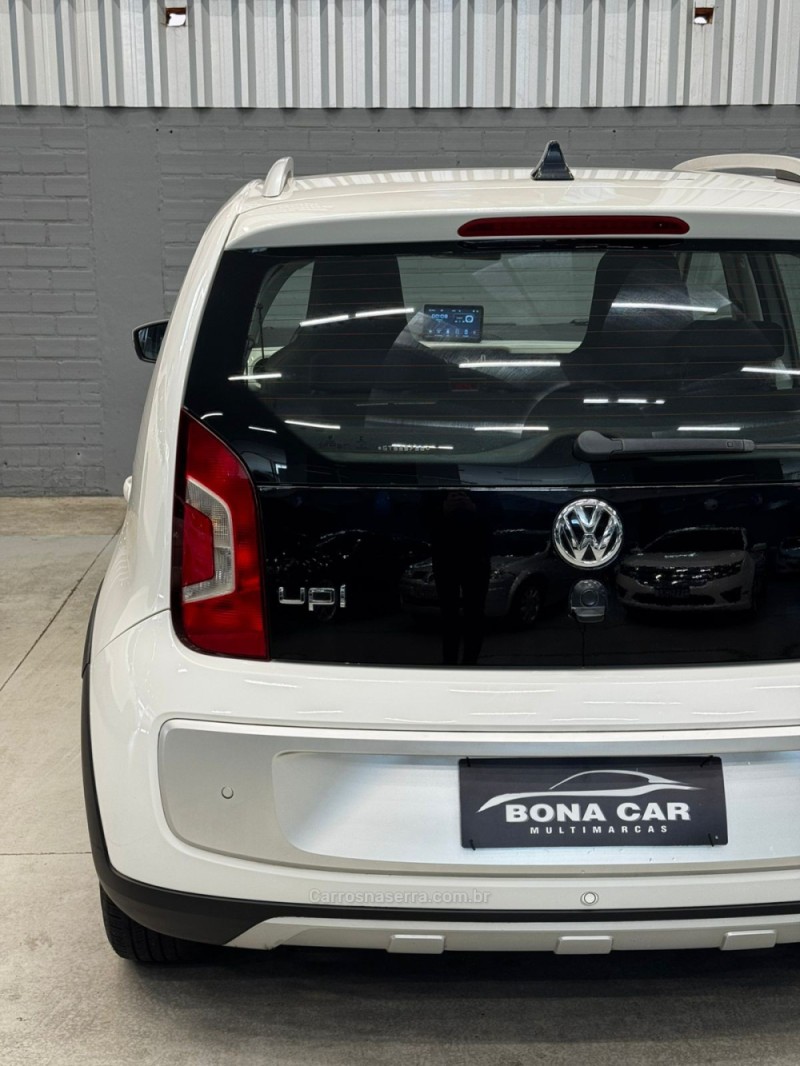 UP 1.0 TSI CROSS 12V FLEX 4P MANUAL - 2016 - CAXIAS DO SUL