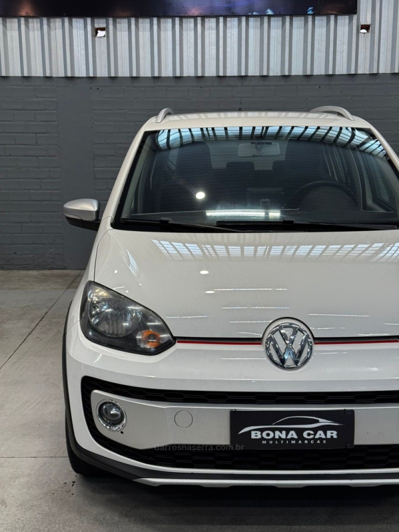 UP 1.0 TSI CROSS 12V FLEX 4P MANUAL - 2016 - CAXIAS DO SUL
