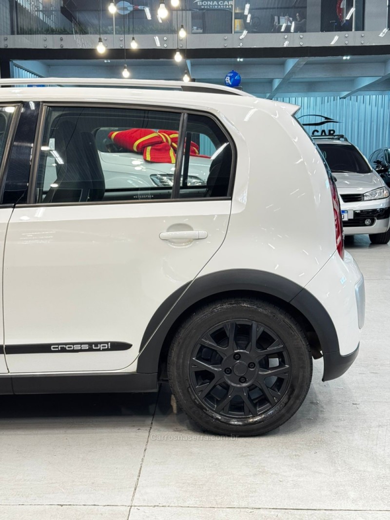 UP 1.0 TSI CROSS 12V FLEX 4P MANUAL - 2016 - CAXIAS DO SUL