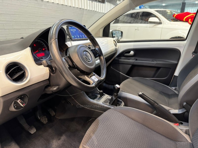 UP 1.0 TSI CROSS 12V FLEX 4P MANUAL - 2016 - CAXIAS DO SUL