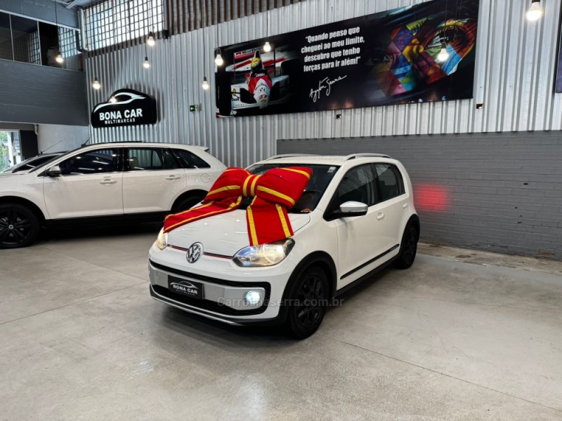 UP 1.0 TSI CROSS 12V FLEX 4P MANUAL - 2016 - CAXIAS DO SUL