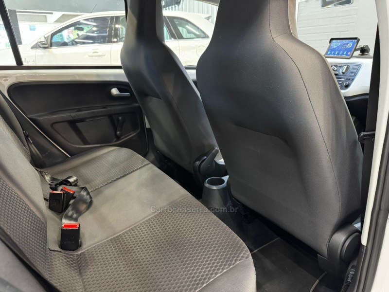 UP 1.0 TSI CROSS 12V FLEX 4P MANUAL - 2016 - CAXIAS DO SUL