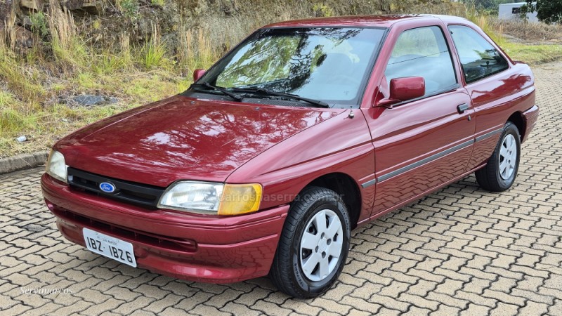 ESCORT 1.6 L 8V GASOLINA 2P MANUAL - 1996 - SãO MARCOS