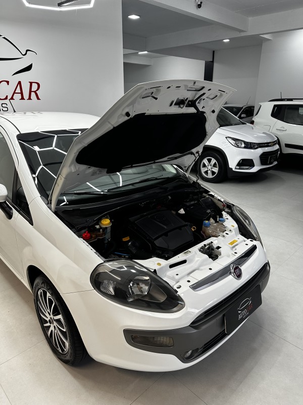 PUNTO 1.6 ESSENCE SP 16V FLEX 4P MANUAL - 2016 - CAXIAS DO SUL