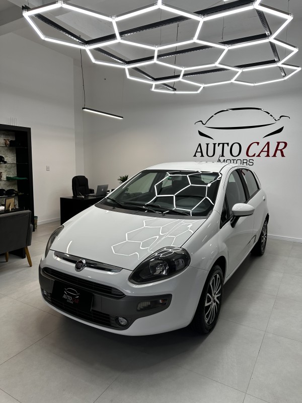 PUNTO 1.6 ESSENCE SP 16V FLEX 4P MANUAL - 2016 - CAXIAS DO SUL