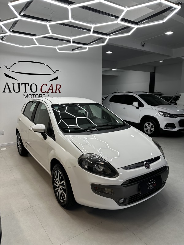 PUNTO 1.6 ESSENCE SP 16V FLEX 4P MANUAL - 2016 - CAXIAS DO SUL