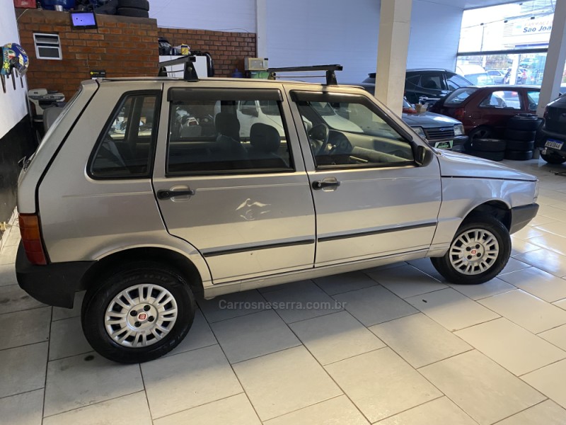 UNO 1.0 MPI MILLE FIRE 8V GASOLINA 4P MANUAL - 2002 - CAXIAS DO SUL
