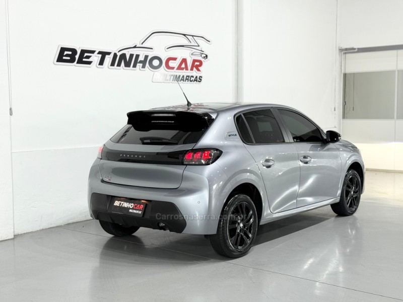 208 1.0 STYLE FLEX 6V 4P MANUAL - 2023 - ESTâNCIA VELHA