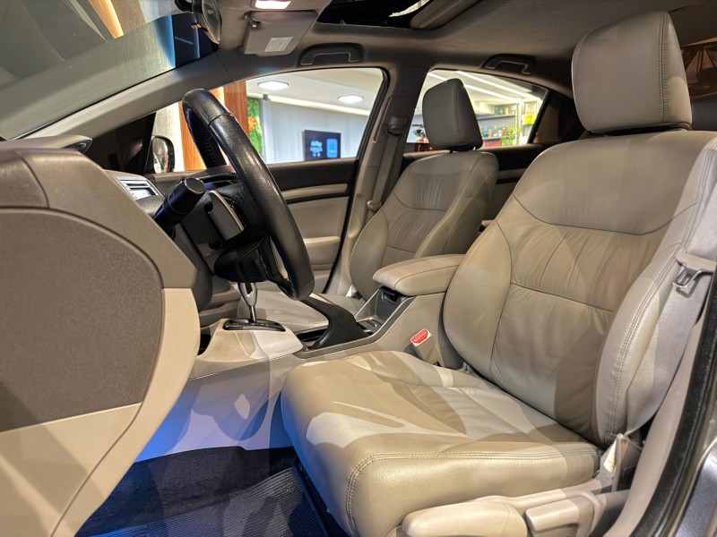 CIVIC 2.0 EXR 16V FLEX 4P AUTOMÁTICO - 2014 - NOVO HAMBURGO