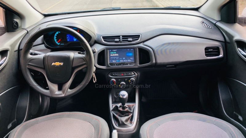 ONIX 1.4 MPFI LTZ 8V FLEX 4P MANUAL - 2015 - DOIS IRMãOS