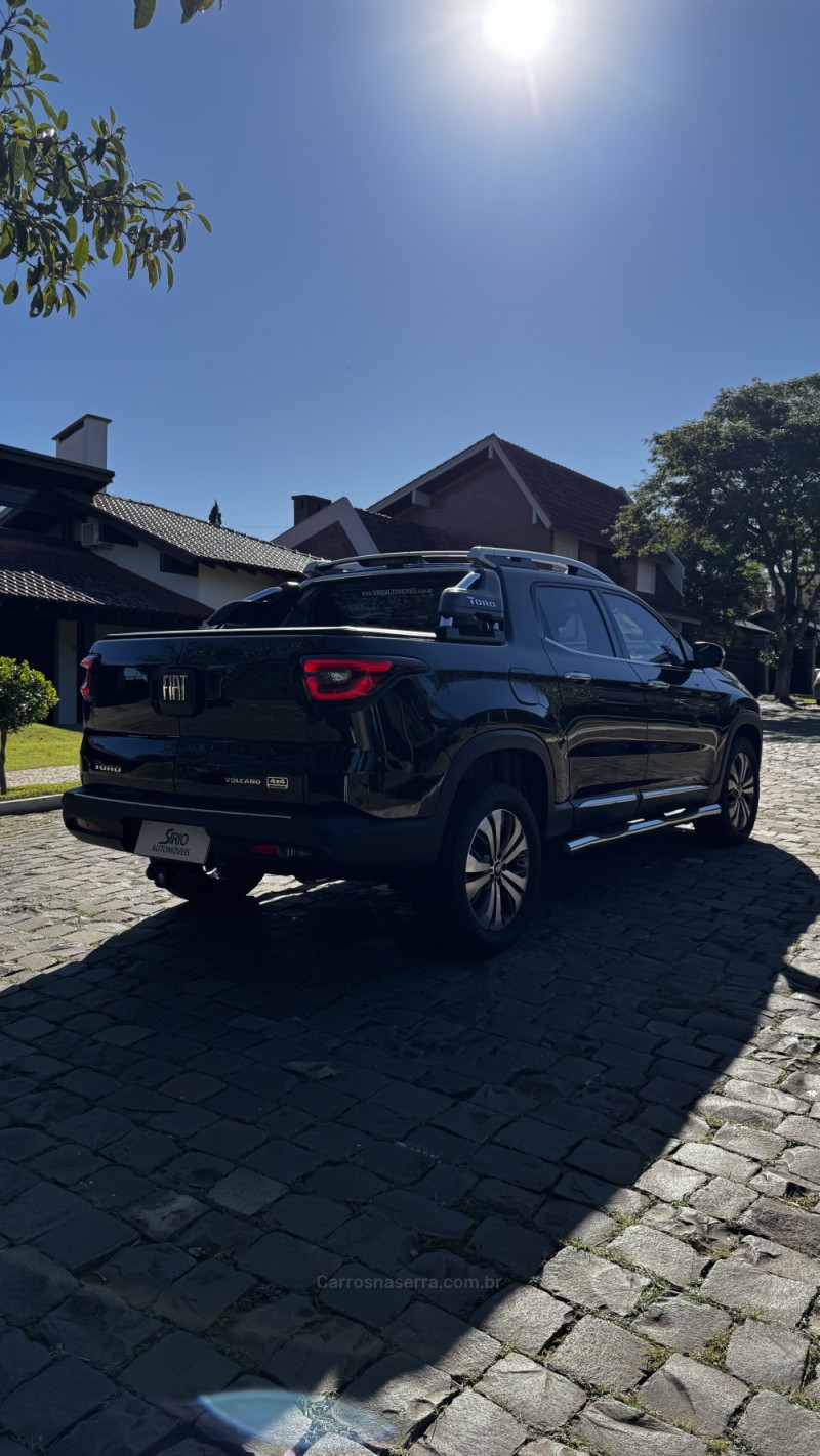 TORO 2.0 16V VOLCANO AT9 4X4 FLEX 4P AUTOMÁTICO - 2022 - LAJEADO