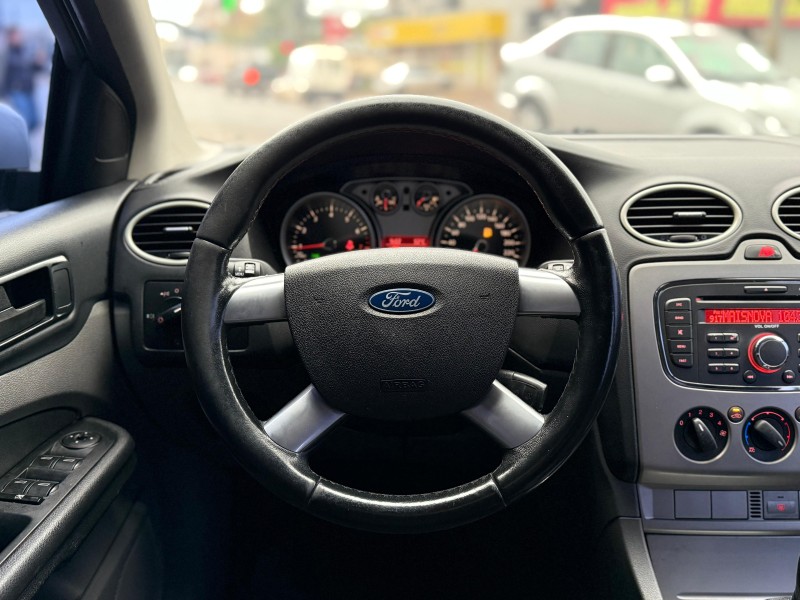 FOCUS 1.6 GLX 8V FLEX 4P MANUAL - 2012 - LAGOA VERMELHA