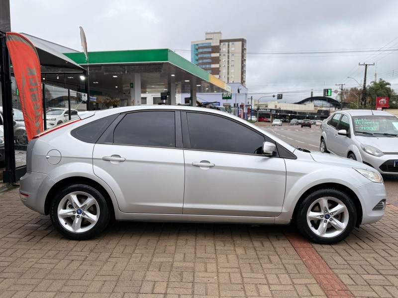 FOCUS 1.6 GLX 8V FLEX 4P MANUAL - 2012 - LAGOA VERMELHA