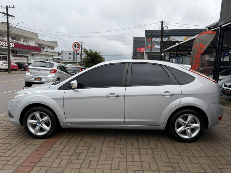 FOCUS 1.6 GLX 8V FLEX 4P MANUAL - 2012 - LAGOA VERMELHA