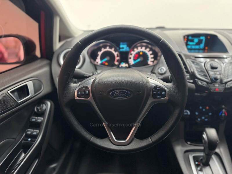 FIESTA 1.6 TITANIUM PLUS HATCH 16V FLEX 4P AUTOMÁTICO - 2017 - CARLOS BARBOSA