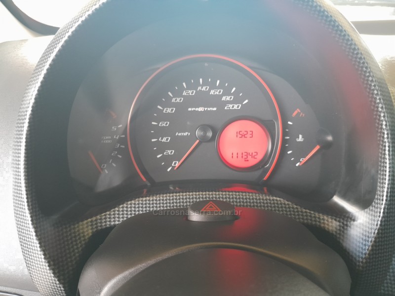 UNO 1.4 SPORTING 8V FLEX 2P MANUAL - 2012 - VERANóPOLIS